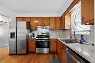 4900 Hill Dr, Godfrey, IL 62035 - Photo 13