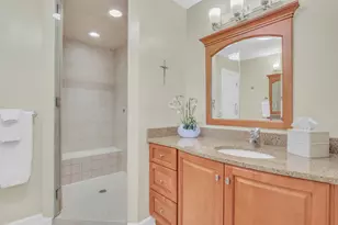 1525 Saratoga Ct, Libertyville, IL 60048 - Photo 59