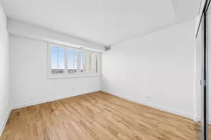 2 S Atrium Wy, Elmhurst, IL 60126 - Photo 9
