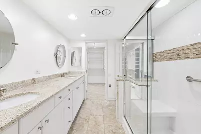 2 S Atrium Way #603, Elmhurst, IL 60126 - Photo 7