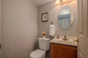 29W440 Candlewood Ln, Warrenville, IL 60555 - Photo 9