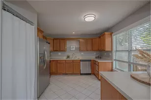 29W440 Candlewood Ln, Warrenville, IL 60555 - Photo 13