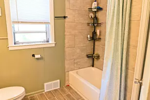 349 N Oakcrest Ave., Decatur, IL 62522 - Photo 13