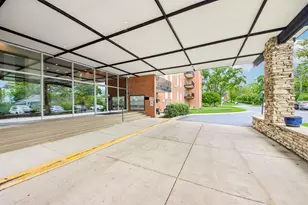 4225 Saratoga Ave, Downers Grove, IL 60515 - Photo 3