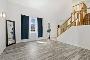 402 Tamarack St, Park Forest, IL 60466 - Photo 3