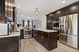 402 Tamarack St, Park Forest, IL 60466 - Photo 9