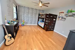 2711 Old Oak Dr, McHenry, IL 60050 - Photo 17