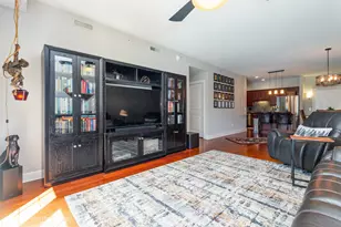 435 W Wood St, Palatine, IL 60067 - Photo 13