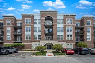 435 W Wood St, Palatine, IL 60067 - Photo 1