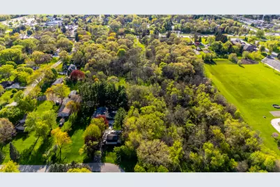 1001 N Hunt Club Road, Gurnee, IL 60031 - Photo 3