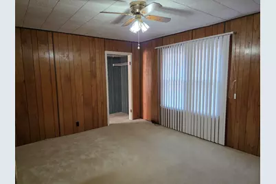705 W Commercial Street, Lyndon, IL 61261 - Photo 9