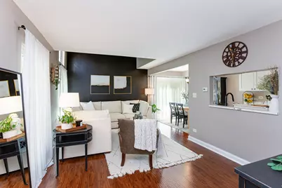 271 Butternut Lane #271, Streamwood, IL 60107 - Photo 3
