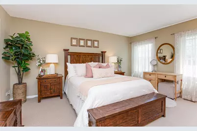 271 Butternut Lane #271, Streamwood, IL 60107 - Photo 11