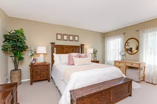 271 Butternut Ln, Streamwood, IL 60107 - Photo 11