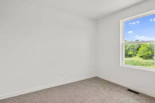602 Adirondack Dr, Joliet, IL 60436 - Photo 13