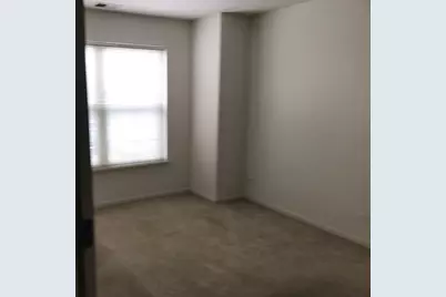 717 N Keystone Lane, Vernon Hills, IL 60061 - Photo 5