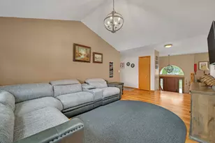 402 Savoy Dr, Shorewood, IL 60404 - Photo 5