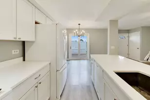 1536 Cornell Cir, Hoffman Estates, IL 60169 - Photo 7