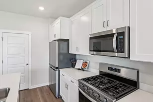 2907 Savana Dr, Joliet, IL 60435 - Photo 11