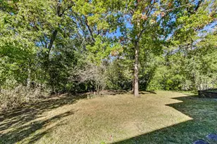 1040 Forest Hill Rd, Lake Forest, IL 60045 - Photo 33