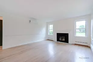 318 Second Ave, Libertyville, IL 60048 - Photo 5