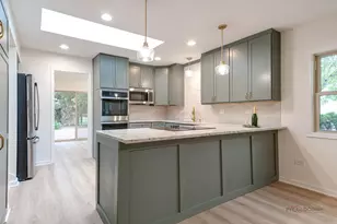 318 Second Ave, Libertyville, IL 60048 - Photo 17