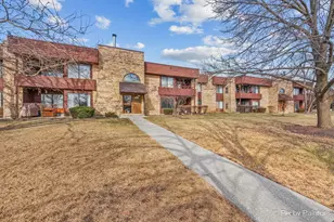 1354 N Sterling Ave, Palatine, IL 60067 - Photo 3