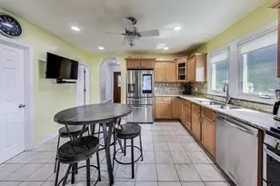 9912 Irving Park Rd, Schiller Park, IL 60176 - Photo 11