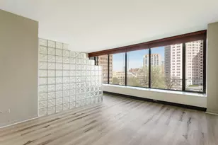 5455 N Sheridan Rd, Chicago, IL 60640 - Photo 13