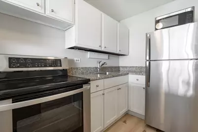 5455 N Sheridan Road #707, Chicago, IL 60640 - Photo 9