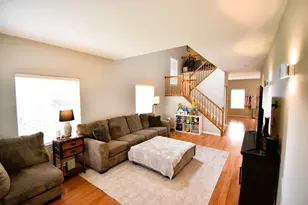 312 Richmond Dr, Romeoville, IL 60446 - Photo 3