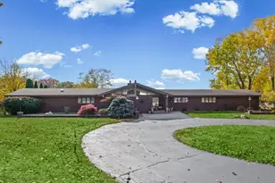 120 Thornhill Dr, Danville, IL 61832 - Photo 5