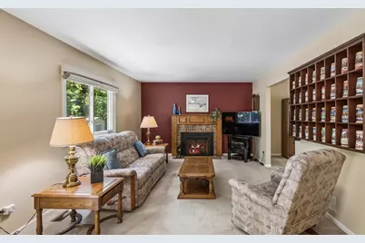 2079 Lawson Boulevard, Gurnee, IL 60031 - Photo 3