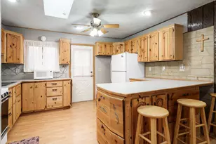1126 Columbia Ave, Belvidere, IL 61008 - Photo 15