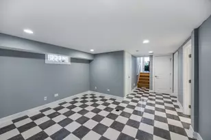 1803 S Crescent Ave, Park Ridge, IL 60068 - Photo 17