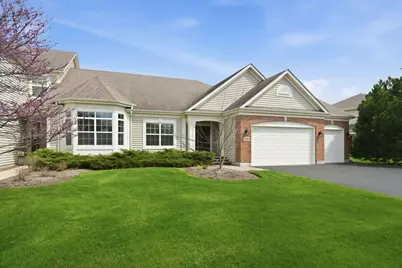 109 Valencia Parkway, Gilberts, IL 60136 - Photo 1