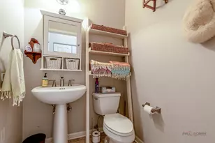 7449 Brentwood Ln, Gurnee, IL 60031 - Photo 23