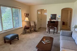 10045 S 53rd Ave, Oak Lawn, IL 60453 - Photo 5