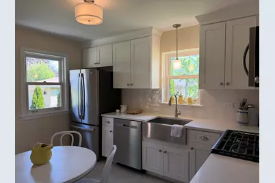 10045 S 53rd Avenue, Oak Lawn, IL 60453 - Photo 11