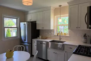 10045 S 53rd Ave, Oak Lawn, IL 60453 - Photo 11