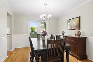 4255 Oak Knoll Ln, Hoffman Estates, IL 60192 - Photo 7