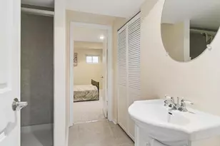 4255 Oak Knoll Ln, Hoffman Estates, IL 60192 - Photo 25