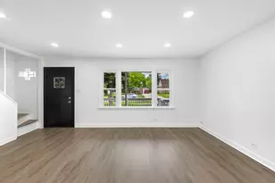 6754 S 78th Ave, Bridgeview, IL 60455 - Photo 5