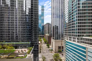400 E Ohio St, Chicago, IL 60611 - Photo 3