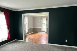 253 Park Crest Dr, Freeport, IL 61032 - Photo 11