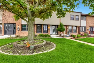 7640 Cork Ave, Justice, IL 60458 - Photo 3