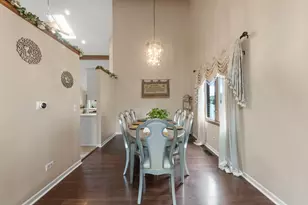 9040 Frances Ln, Orland Park, IL 60462 - Photo 9