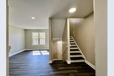 766 Cherry Creek Drive #766, Grayslake, IL 60030 - Photo 5
