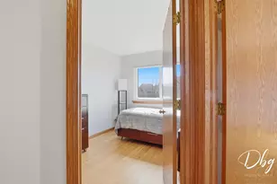 7 E Dahlia Ln, Round Lake Beach, IL 60073 - Photo 25