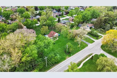 5828 Clarendon Hills Road, Willowbrook, IL 60527 - Photo 1